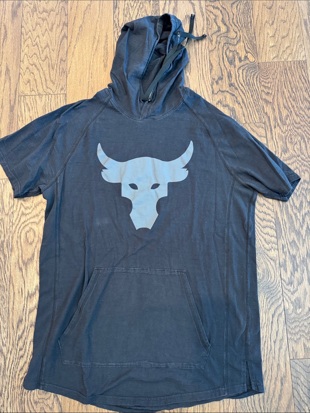 Under Armour Black Hooded Short-Sleeve Tee size medium ~